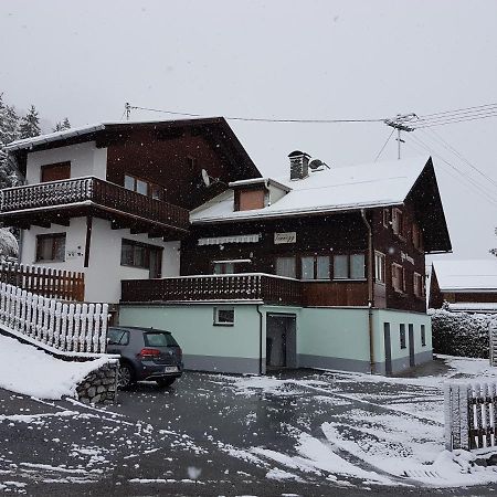Haus Tannegg Bed & Breakfast Pettneu am Arlberg Ngoại thất bức ảnh