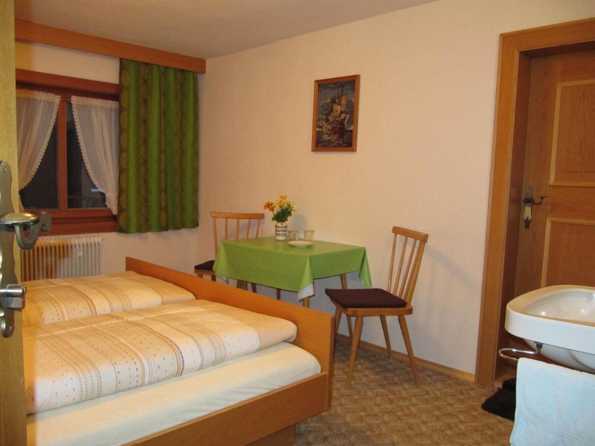 Haus Tannegg Bed & Breakfast Pettneu am Arlberg Ngoại thất bức ảnh