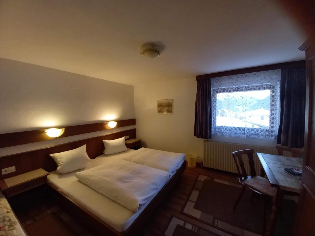 Haus Tannegg Bed & Breakfast Pettneu am Arlberg Ngoại thất bức ảnh